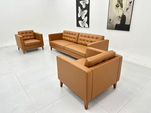 Sofás de Lujo para Sala de Estar, Sofá Moderno con Tapicería de Cuero y Patas de Madera, Juego de Muebles para Sala de Estar para Hotel o Villa - Product Image 4