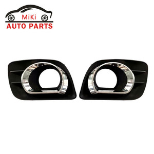 Cadre de phare antibrouillard Vibe Us 88975660 88975659 en plastique pour Vibe Us 2009 et versions ultérieures, fixation par vis - Product Image 2