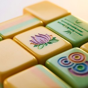 Juego <span class=keywords><strong>de</strong></span> Mahjong Americano <span class=keywords><strong>de</strong></span> 160 Fichas, Color Amarillo Claro, <span class=keywords><strong>de</strong></span> Melamina, para 4 Jugadores, Juego Familiar, Portátil para Viajes, Regalo <span class=keywords><strong>de</strong></span> Lujo - Product Image 2