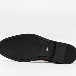 Chaussures habillées de luxe pour hommes, mocassins en cuir noir léger, richelieus décontractés et formels, semelle en caoutchouc solide, fabriquées en Chine – Fournisseur OEM - Product Image 4