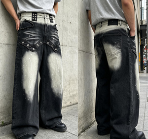 Usine de vêtements Tianan – Jeans personnalisés pour hommes, style streetwear, coupe ample, jambe large, déchirés, effet usé, Y2K, hip-hop, avec trous et graffitis - Product Image 2