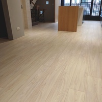 Revêtement de sol SPC à clips 100 % étanche, de luxe, antidérapant, pour intérieur, écologique, LVP