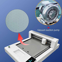 Cortadora Digital de Cama Plana con Alta Precisión de ±0.15mm, Máquina de Corte de Etiquetas en Hoja con Mesa de Succión al Vacío