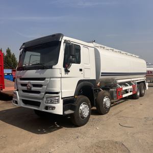 Camion-citerne à huile SINOTRUK HOWO 6X4 15 CBM 2025 – Excellente qualité et <span class=keywords><strong>prix</strong></span> bas à vendre - Product Image 4