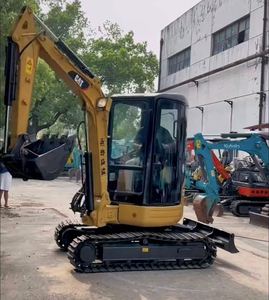 รถขุดขนาดเล็กยี่ห้อแคตเตอร์พิลลาร์รุ่น Cat303 จากญี่ปุ่น รถขุดขนาดเล็ก 3 ตัน รุ่น 303 303.5 304 พร้อมอุปกรณ์ขุดเจาะ - Product Image 6