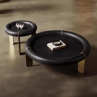 Table basse ronde en bois noir de design italien, ensemble de tables gigognes de luxe avec bord rembourré, mobilier de salon pour villa et hôtel