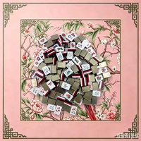 Jeu de Mahjong de Noël d'extérieur avec tapis imperméable et grandes tuiles pour les fêtes de jardin et les divertissements en plein air