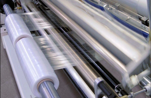 Pellicola Estensibile in LLDPE Morbido per Alimenti, Larghezza 50cm, Qualità Manuale per Imballaggio Pallet e Spedizioni - Product Image 3