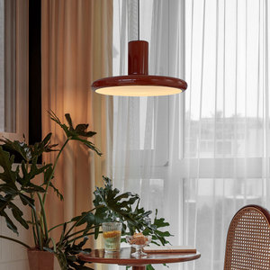 Lámpara Colgante de Estilo Vintage Nórdico para Comedor, Pantalla Simple Retro Roja Tipo Frisbee, 3000K Blanco Cálido, CA para Mesa de Comedor - Product Image 2