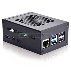 Carcasa Metálica GeeekPi Compatible con PCIe M.2 NVMe Shield Top X1001 con Ventilador y Disipadores de Calor para Raspberry Pi 5B - Product Image 1