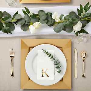 Serviettes jetables 3 plis en papier blanc avec monogramme lettre initiale 'K' en feuille d'or 4x8 pouces, lot de 50, direct usine, pour mariage moderne - Product Image 2