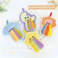 Serviette de toilette suspendue personnalisée en polaire corail à séchage rapide et absorbante, motif arc-en-ciel de dessin animé, pour enfants, cuisine et salle de bain, vente en gros