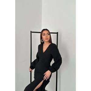 Elegante Vestido Tubo Negro de Crepé Fruncido con Cuello en V y Cintura Natural, Cómodo para la Noche - Product Image 4