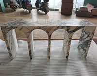 Grande Console italienne en marbre Arabescato, Design personnalisé en forme d'arc, Table d'entrée pour la décoration de la maison, Table de Console de luxe en marbre