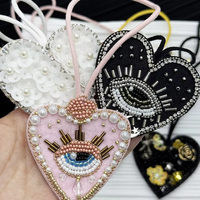 Pendentif en forme de cœur en feutre 3D fait à la main, avec strass en PVC, breloque à coudre, patchs pour vêtements avec paillettes