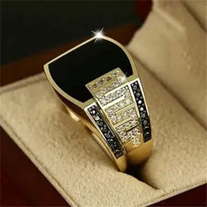 New Arrival Gold Plated Black Diamond Rings Luxury Hiphop Full Crystal Rings for Men bague homme