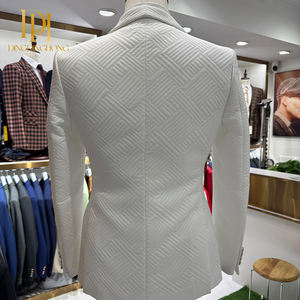 Costume de luxe 3 pièces pour hommes, coupe ajustée, <span class=keywords><strong>tenue</strong></span> d'hôte décontractée pour mariage blanc, ensemble de costume formel sur mesure fabriqué à la main et personnalisé pour hommes - Product Image 3