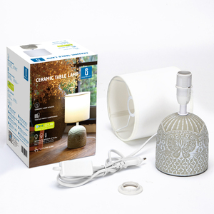 Aigostar E14 lampada da tavolo Design europeo classico paralume in tessuto bianco con incisione a farfalla ABS corpo per uffici e studi - Product Image 5