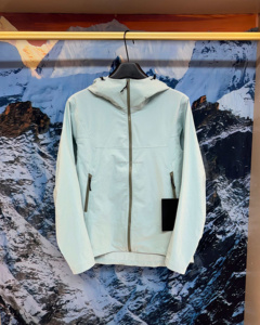 Giacca <span class=keywords><strong>Bomber</strong></span> Sportiva Invernale Personalizzata per Uomo, Asciugatura Rapida, <span class=keywords><strong>Oversize</strong></span>, con Zip e Cappuccio, in Spandex/Poliestere, Antivento e Traspirante - Product Image 3