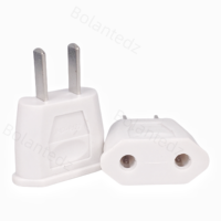 Nouveaux produits Convertisseur de courant alternatif portable chaud rond 2 broches à plat 2 broches 250V 6A Chine UE vers USA adaptateur de prise 9622