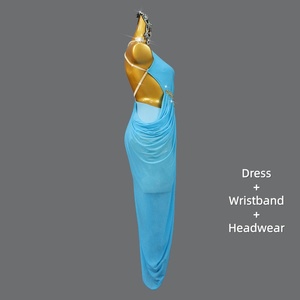 Robe de <span class=keywords><strong>danse</strong></span> latine bleu ciel à une épaule avec applique en dentelle dorée ornée de strass et jupe asymétrique drapée pour spectacle sur scène - Product Image 3