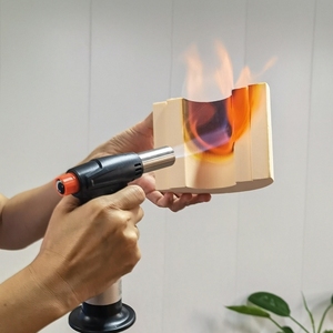 Tuyau d'isolation en feuille d'aluminium pour ligne d'eau Matériau d'isolation thermique Isolation de tuyau en <span class=keywords><strong>mousse</strong></span> <span class=keywords><strong>phénolique</strong></span> blanche - Product Image 4