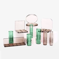 Emballage cosmétique en plastique transparent de luxe avec bouchon à vis, couleur et logo personnalisés, tubes recyclables pour baume à lèvres et rouge à lèvres
