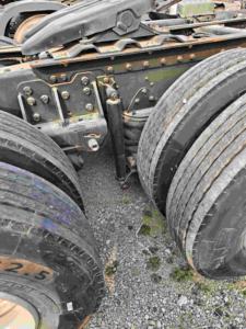 Camion tracteur Hino 700 500 fabriqué au Japon, Howo Shacman Sany Beiben MANNN FE410A, 99% neuf - Product Image 4