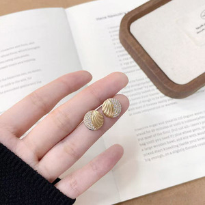 Pendientes de Oro Amarillo de 18K con Diamantes Cultivados en Laboratorio, Redondos, Vintage, de Lujo, Tipo Stud, Ear Cuff, Colgantes, de <span class=keywords><strong>Aro</strong></span>, con Clip, Huggie, de Moda - Product Image 4