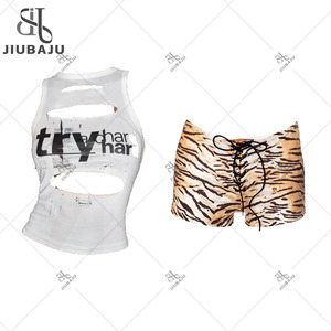 Set estivi <span class=keywords><strong>Casual</strong></span> in due pezzi stampa con lettere da <span class=keywords><strong>donna</strong></span> Top senza maniche e pantaloncini con motivo tigre - Product Image 2