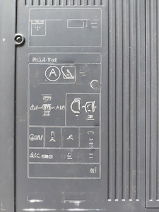 เซ็นเซอร์ควบคุม PLC ของแท้ใหม่เอี่ยม รุ่น MR-J4-700B - Product Image 1
