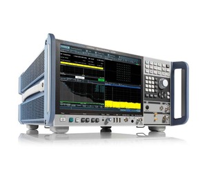 Analizador Rohde & Schwarz FSMR3000 de 90 GHz para Medición de Metales y Plásticos Azules y Grises, Instrumento de Prueba - Product Image 1