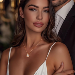 Collier en cristal plaqué or en forme de cœur, pendentif d'amour enveloppé d'ailes en CZ, 5 couleurs, bijoux romantiques pour femmes - Product Image 3