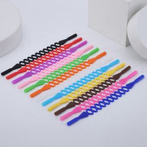 Porte-lunettes en silicone confortable à la mode avec chaînes et cordons de lunettes à motif de ficelle - Product Image 2