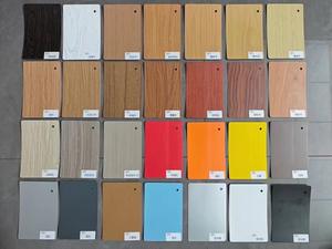 Современная огнеупорная алюминиевая потолочная решетчатая труба с деревянной отделкой квадратный алюминиевый профиль для офисных зданий 50*50*0,8 мм - Product Image 6