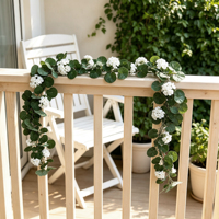 Guirlande de fleurs artificielles en soie (Géranium et Begonie) légère pour porche, patio, balustrade, arche, treillis, bordure de fenêtre, extérieur, Saint-Valentin