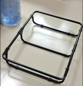 Cama plegable portátil elevada para perros de metal con malla transpirable - Product Image 5