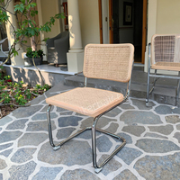 Chaises de salle à manger modernes et confortables en bois massif, style antique et contemporain, avec dossier en rotin Cesca, pour restaurants et hôtels – Offre Spéciale