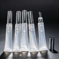 Gloss à lèvres transparent longue tenue en tube souple avec applicateur métallique, huile hydratante pour les lèvres, baume à lèvres doux, soin des lèvres