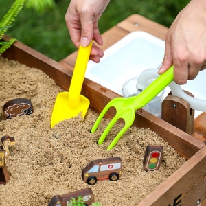 Table d'activités sensorielles d'extérieur pour enfants, <span class=keywords><strong>bac</strong></span> <span class=keywords><strong>à</strong></span> <span class=keywords><strong>sable</strong></span> en bois avec jeux de simulation, jouets et rangement, centre de jeux de <span class=keywords><strong>sable</strong></span> et d'eau pour tout-petits - Product Image 4
