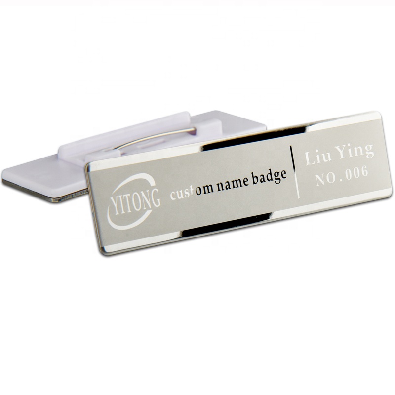 Персонализированный металлический держатель для бейджей с гравировкой на заказ