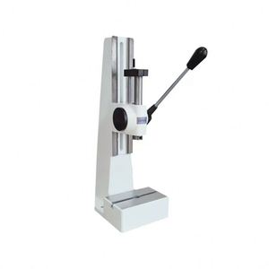 Presse manuelle de précision compacte à levier simple colonne pour la fabrication de plaques, la brasserie artisanale et le moulage sous pression - Product Image 4