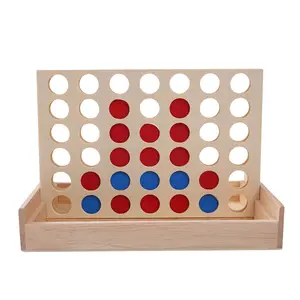 Permainan papan kayu klasik menghubungkan 4 permainan untuk anak-anak dan dewasa