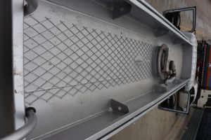 Camión Cisterna Pequeño Usado Dongfeng 4x2, Capacidad del Tanque de Combustible Diésel de 600 Galones, 2cbm, 3cbm - Product Image 5