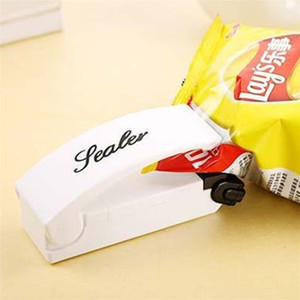 Wholesale Wholesale LJJZH78 Portable Mini Home Heat Food Bag Sealer Packaging Sealing Machine <b>Plastic</b> <b>Wrap</b> Closer - Product Image 2