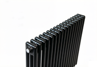 Radiateur design vertical en acier à 3 colonnes, rectangulaire, à économie d'énergie EN442 pour le chauffage des salles, salles à manger, escaliers, gymnases, écoles et hôpitaux
