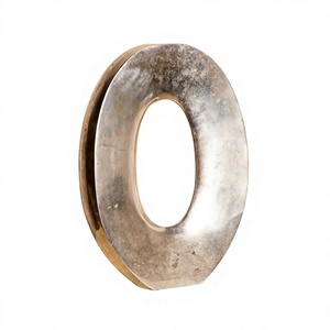 Maceta redonda de diseño abstracto plateada, florero moderno hecho a mano para decoración de interiores, accesorios para hoteles y hogares, florero de metal. - Product Image 1