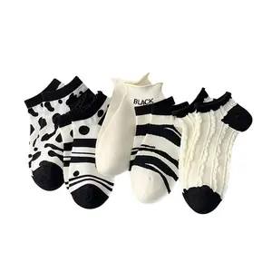 HY-3358 Seamless socks 2024 Spring and Summer new black and white zebra pattern short socks female cartoon cute trendy combed co