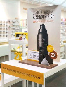 Wholesale Advertising <strong>Acrylic</strong> <strong>Led</strong> Light Lipstick <strong>Display</strong> Stands <strong>Case</strong> <strong>Acrylic</strong> <strong>Display</strong> - Product Image 4