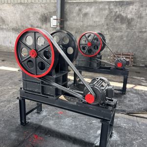 Мобильная щековая дробилка на гусеничном шасси мощностью 15 кВт для переработки отходов на месте - Product Image 3